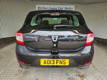 Used Dacia Sandero 2013 for sale - 78887433: Photo