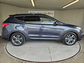 Used Hyundai Santa Fe 2014 for sale - 77919723: Photo