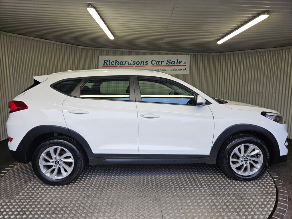 Used Hyundai TUCSON 2016 for sale - 76509838: Photo 2