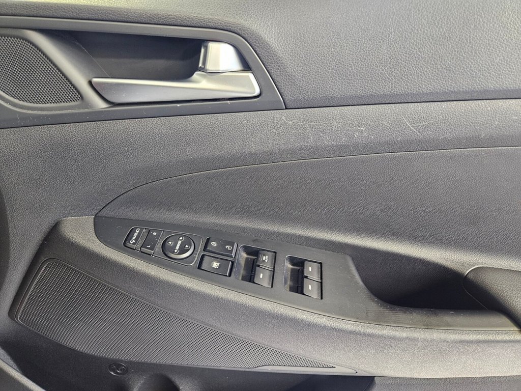 Used Hyundai TUCSON 2016 for sale - 76509838: Photo 27