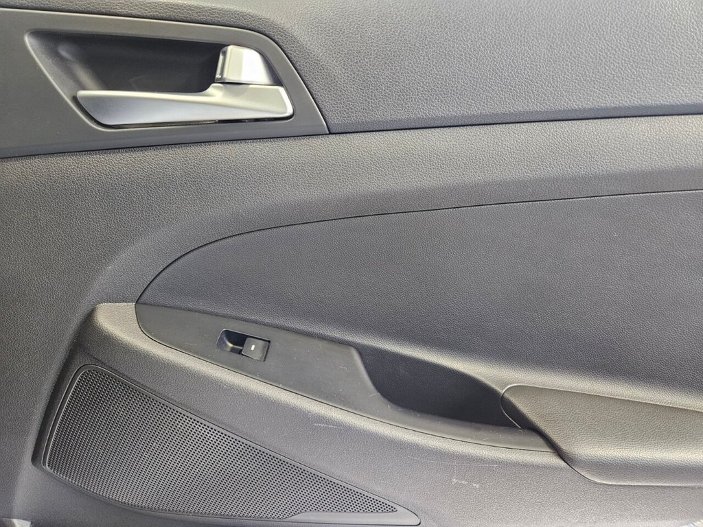 Used Hyundai TUCSON 2016 for sale - 76509838: Photo 31