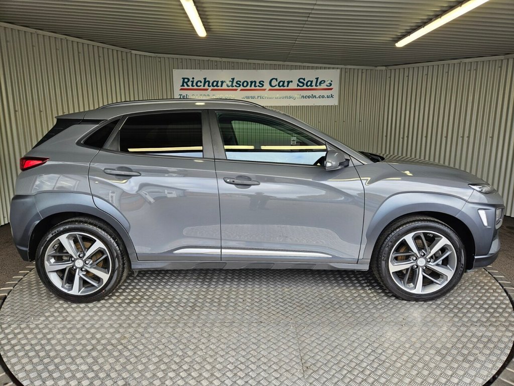 Used Hyundai KONA 2018 for sale - 76386196: Photo 2