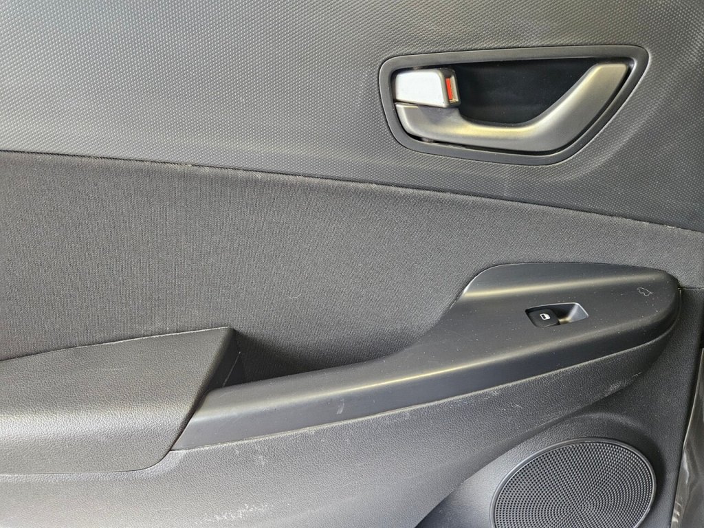 Used Hyundai KONA 2018 for sale - 76386196: Photo 40