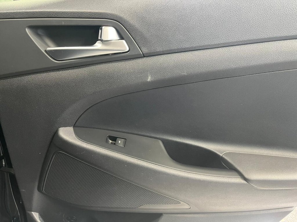 Used Hyundai TUCSON 2017 for sale - 76454560: Photo 32