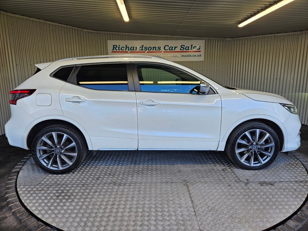 Used Nissan Qashqai 2019 for sale - 77356216: Photo 2