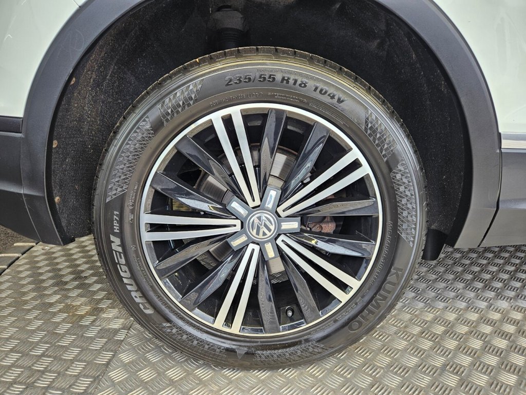 Used Volkswagen Tiguan 2016 for sale - 76686239: Photo 11