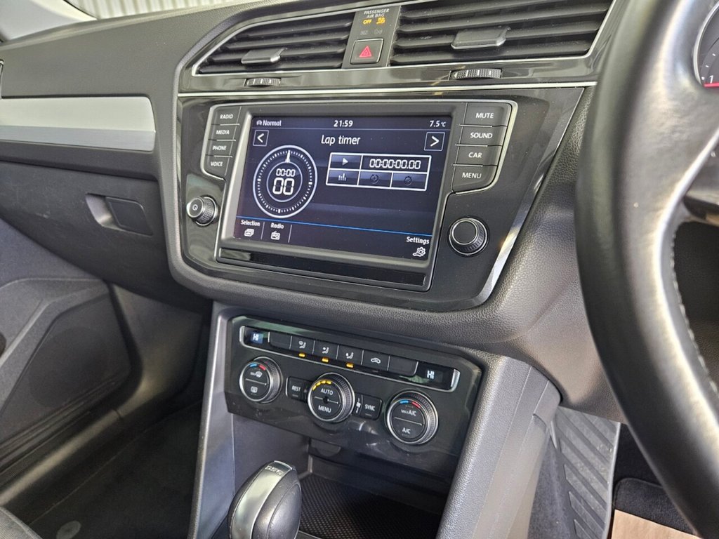 Used Volkswagen Tiguan 2016 for sale - 76686239: Photo 24