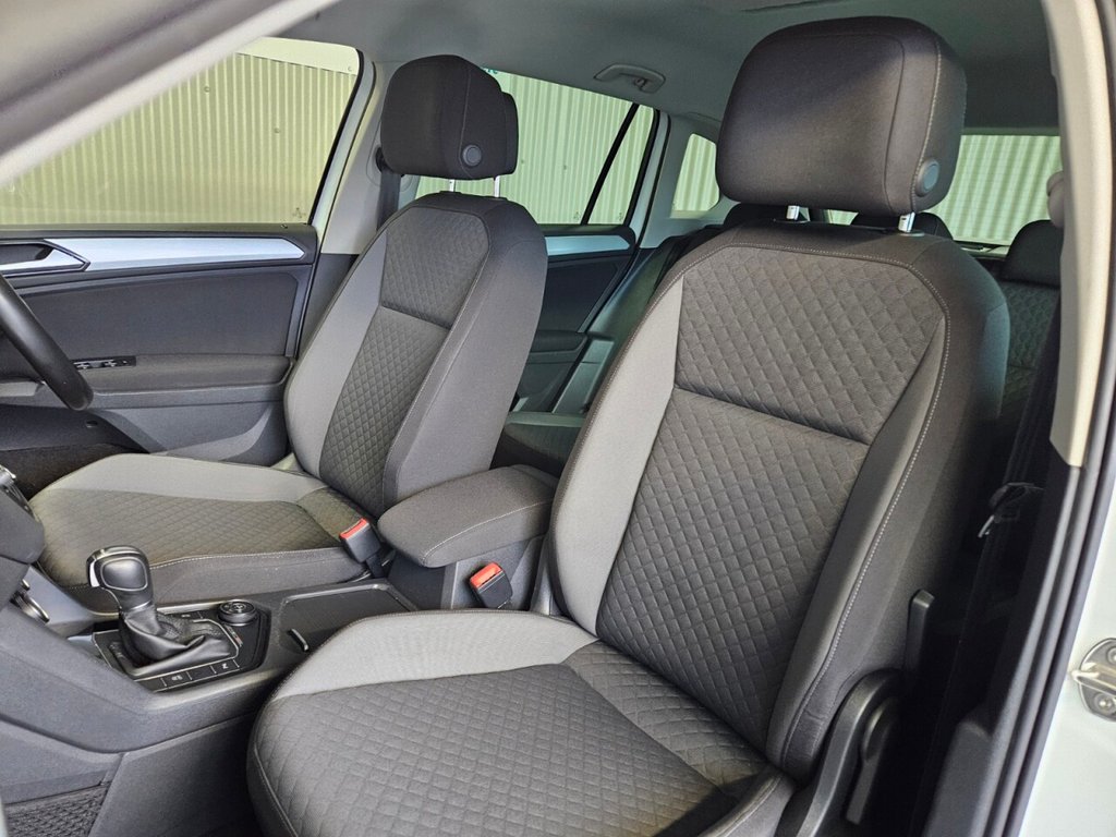 Used Volkswagen Tiguan 2016 for sale - 76686239: Photo 42