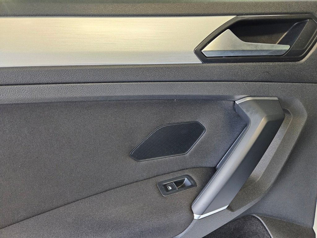 Used Volkswagen Tiguan 2016 for sale - 76686239: Photo 48