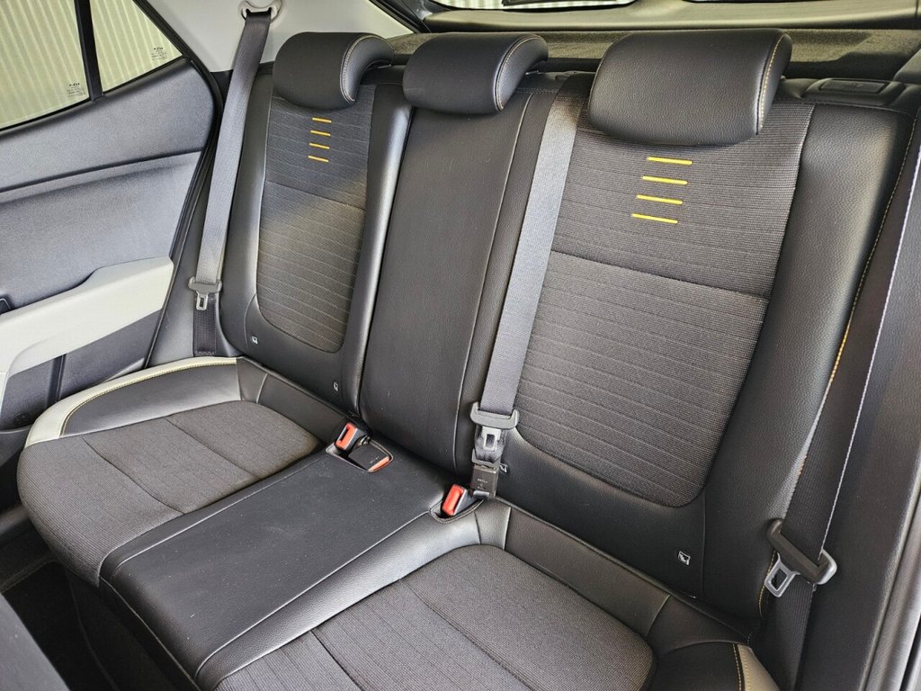 Used Kia Stonic 2023 for sale - 77139831: Photo 40