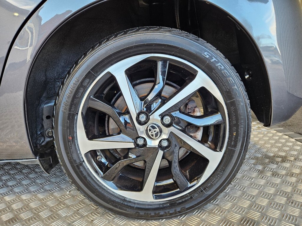 Used Toyota Yaris 2019 for sale - 76590977: Photo 13