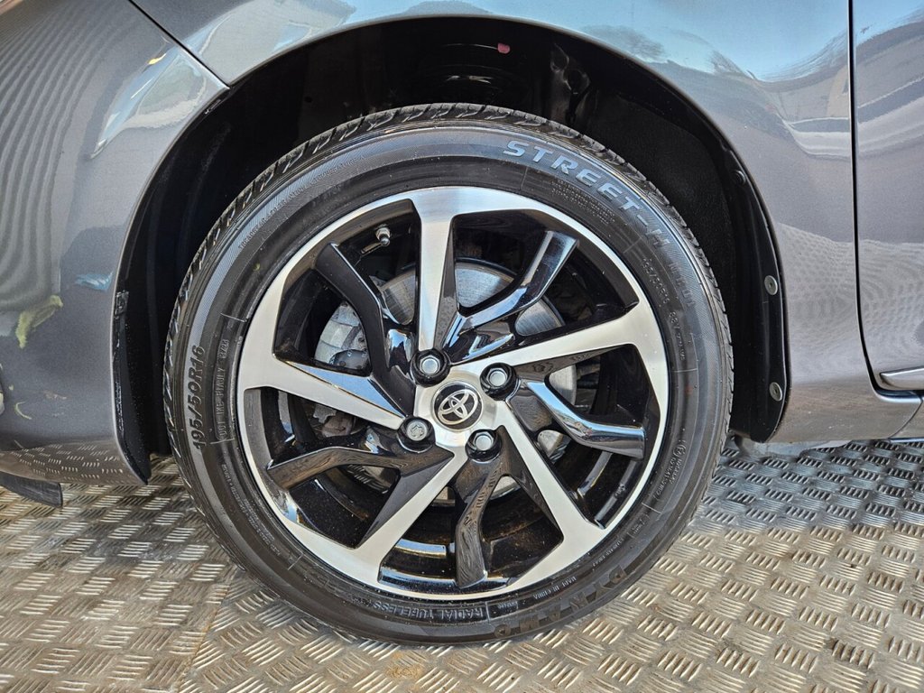 Used Toyota Yaris 2019 for sale - 76590977: Photo 14