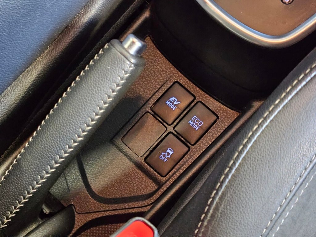 Used Toyota Yaris 2019 for sale - 76590977: Photo 19