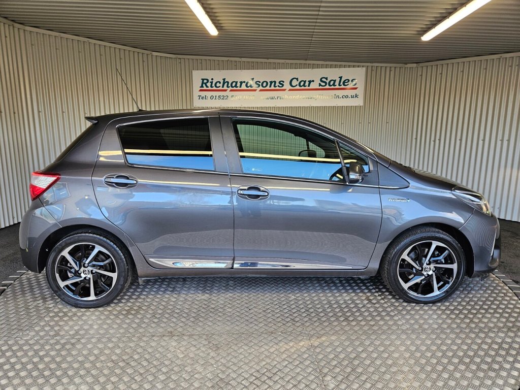 Used Toyota Yaris 2019 for sale - 76590977: Photo 2