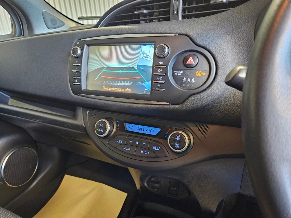 Used Toyota Yaris 2019 for sale - 76590977: Photo 24