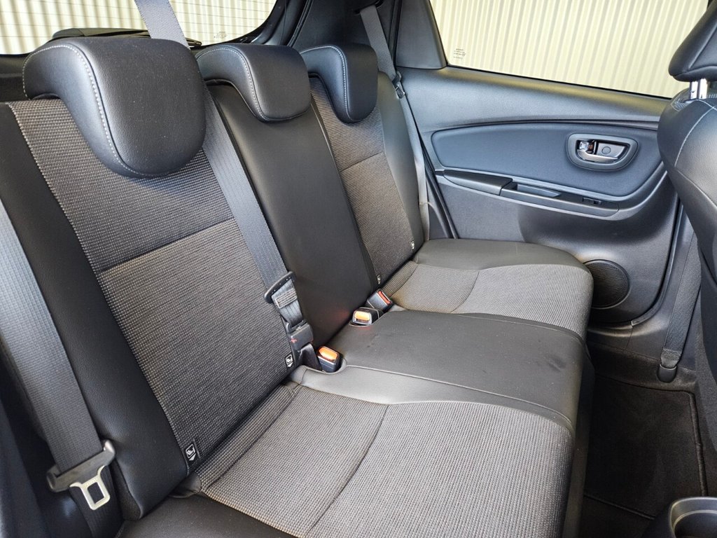 Used Toyota Yaris 2019 for sale - 76590977: Photo 32