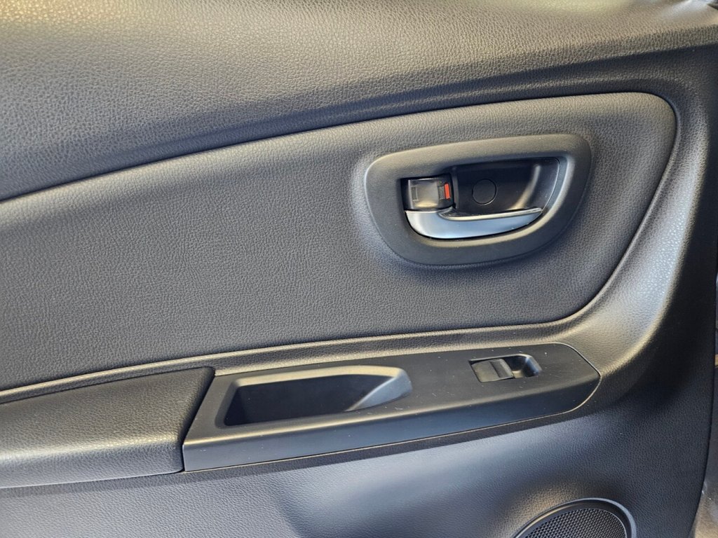 Used Toyota Yaris 2019 for sale - 76590977: Photo 41