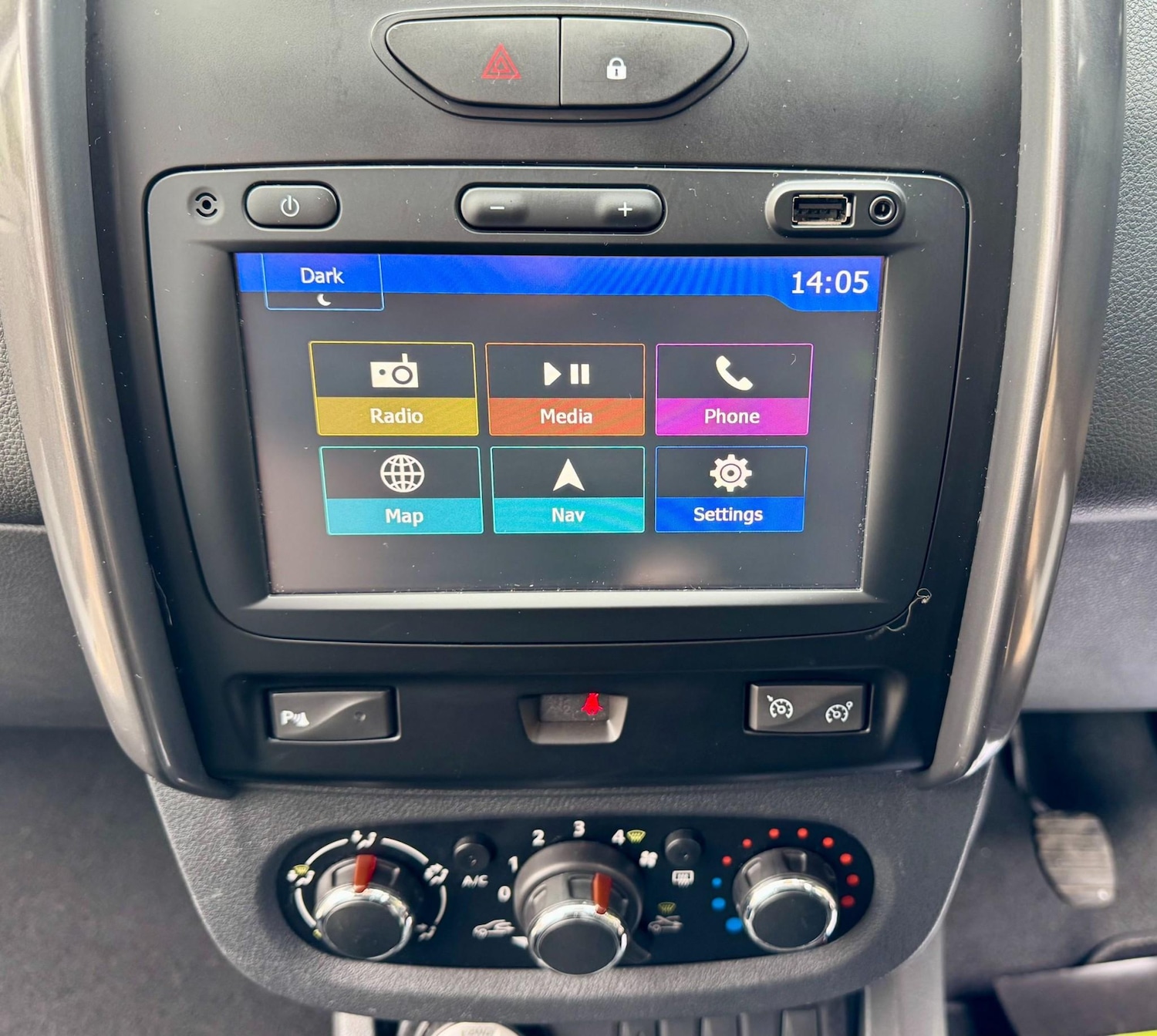 Used Dacia Duster 2016 for sale - 77984114: Photo 77