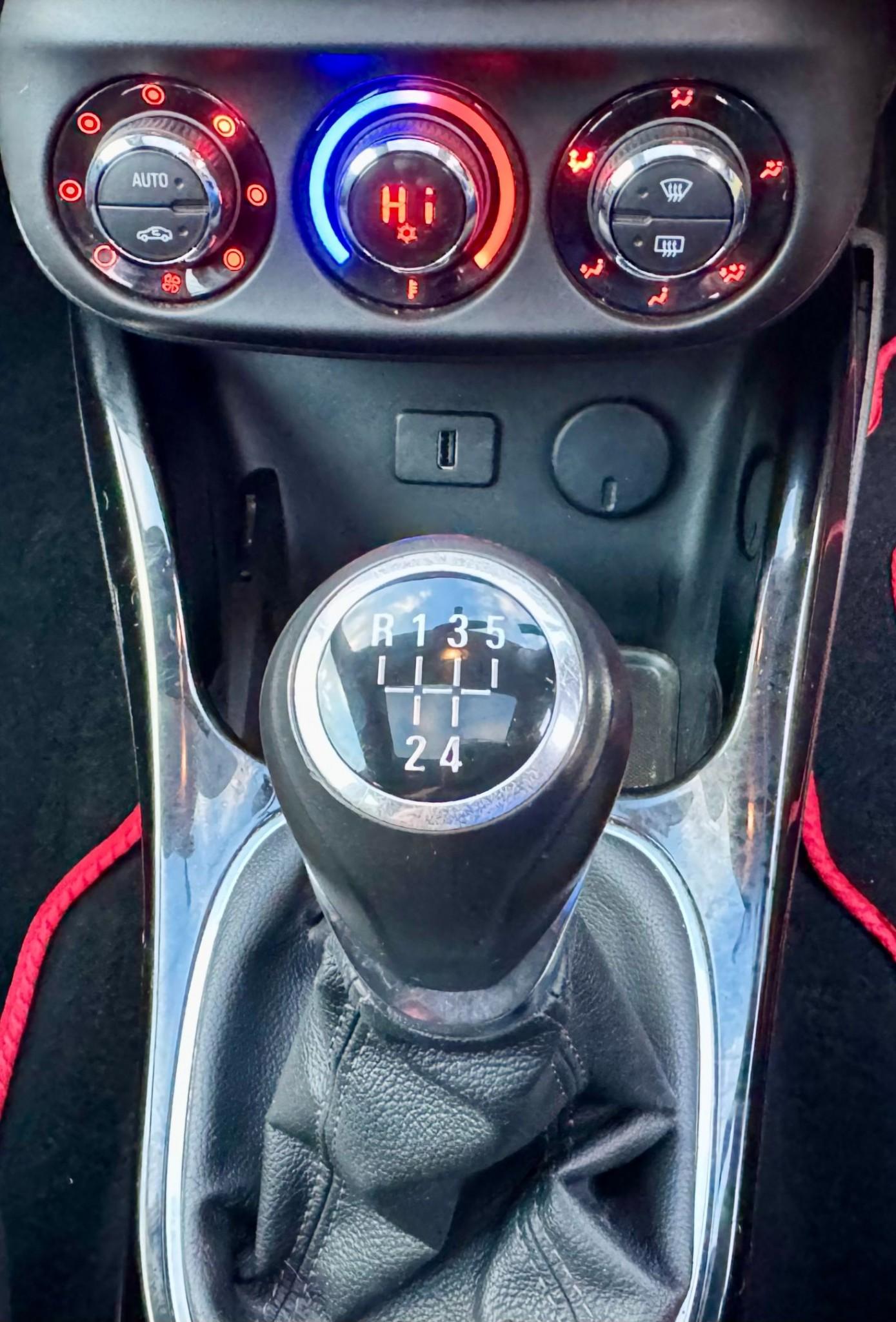 Used Vauxhall ADAM 2016 for sale - 77984109: Photo 15