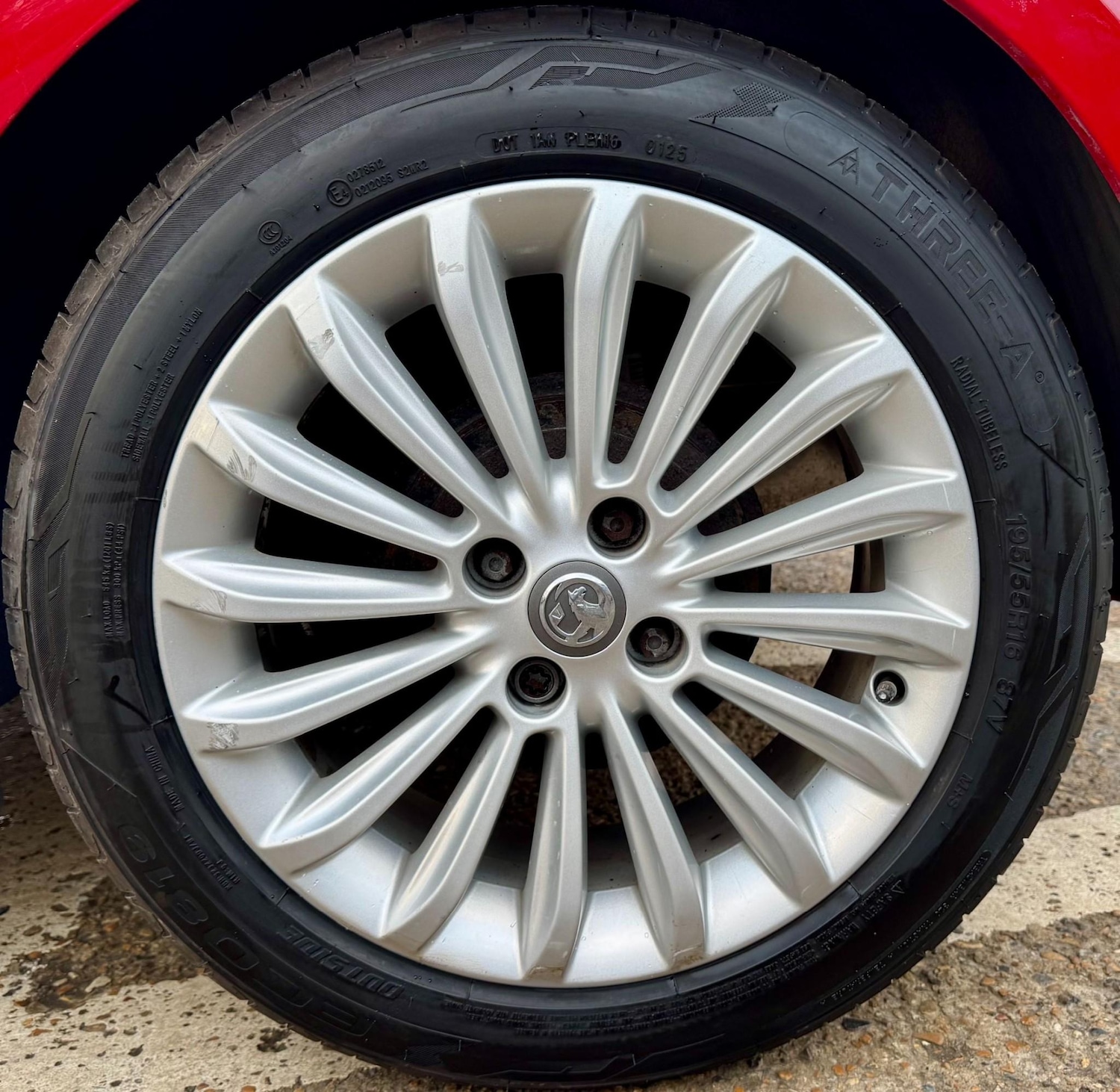 Used Vauxhall ADAM 2016 for sale - 77984109: Photo 32