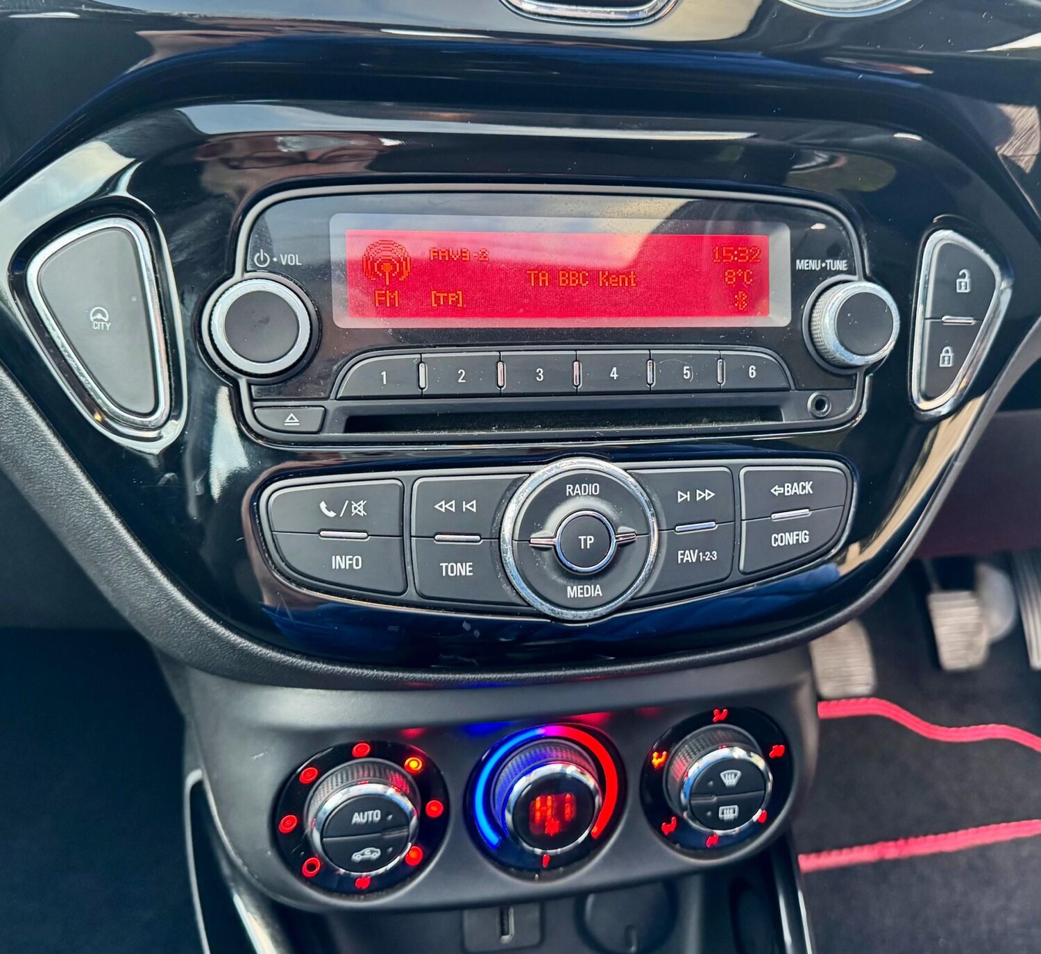 Used Vauxhall ADAM 2016 for sale - 77984109: Photo 52