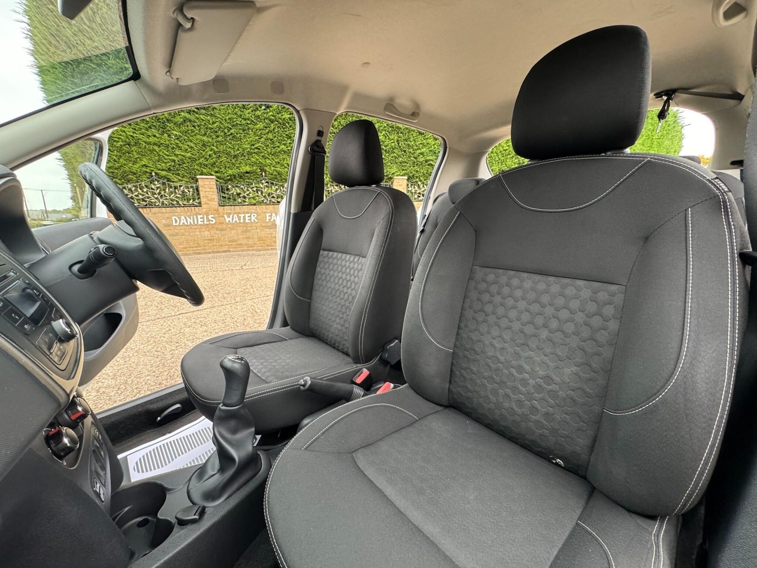 Used Dacia Sandero 2015 for sale - 76189610: Photo 47