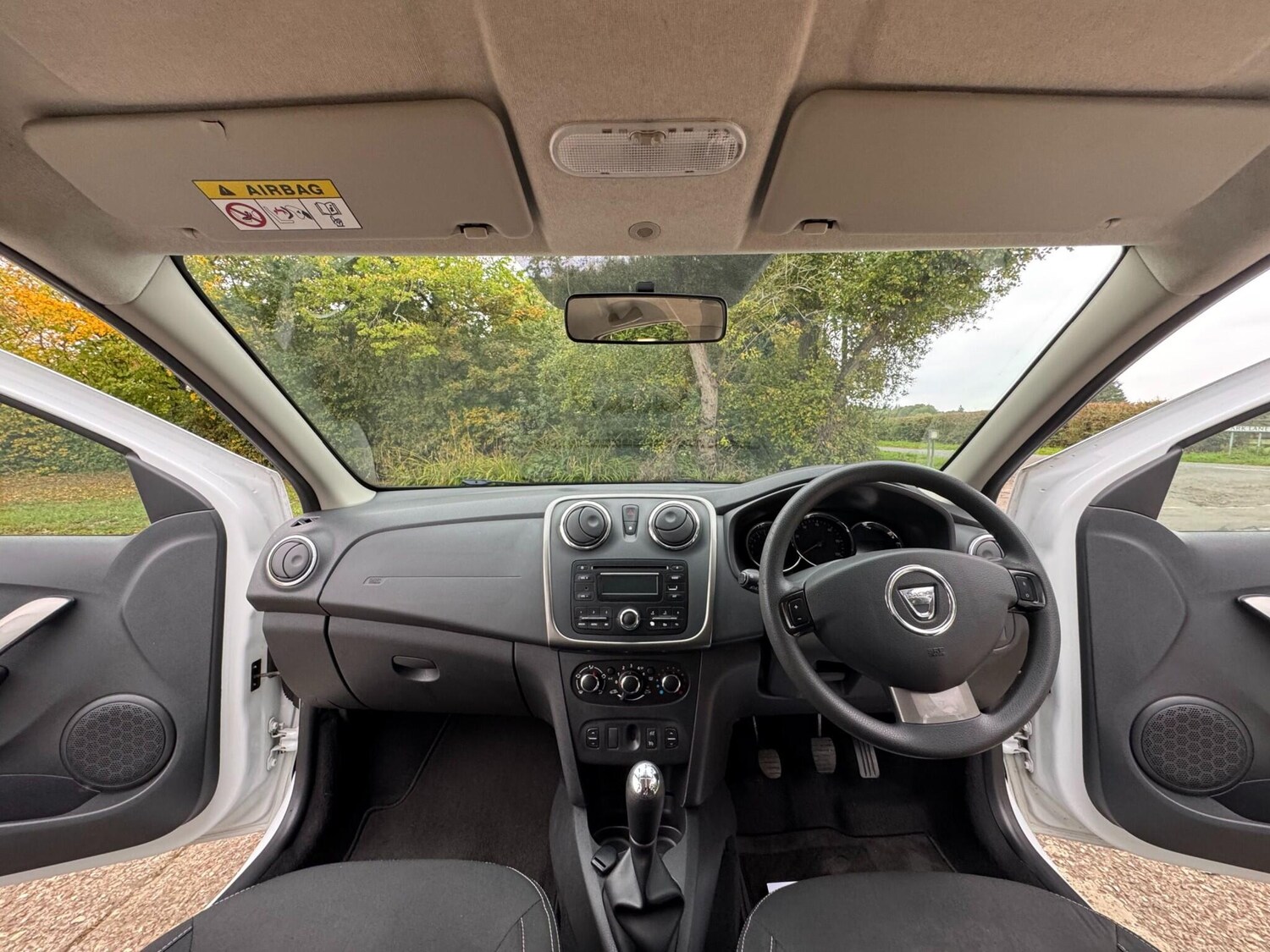Used Dacia Sandero 2015 for sale - 76189610: Photo 49