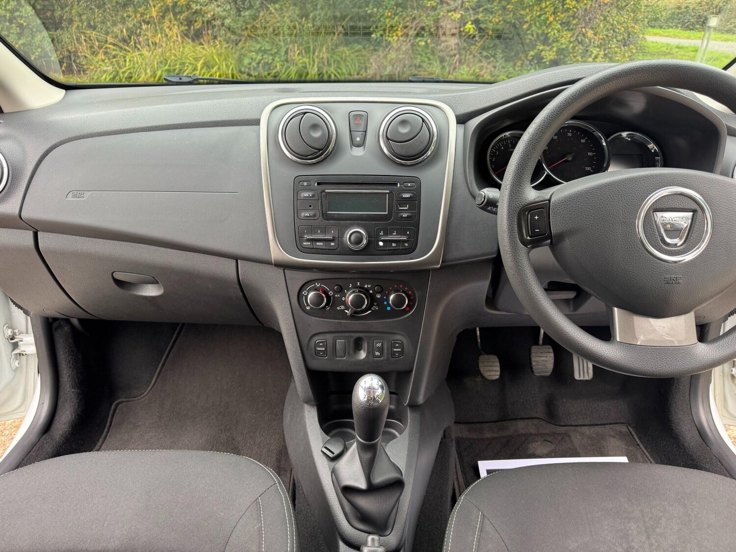 Used Dacia Sandero 2015 for sale - 76189610: Photo 68