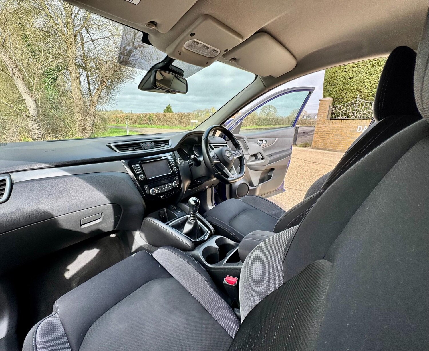 Used Nissan Qashqai 2017 for sale - 77984095: Photo 29