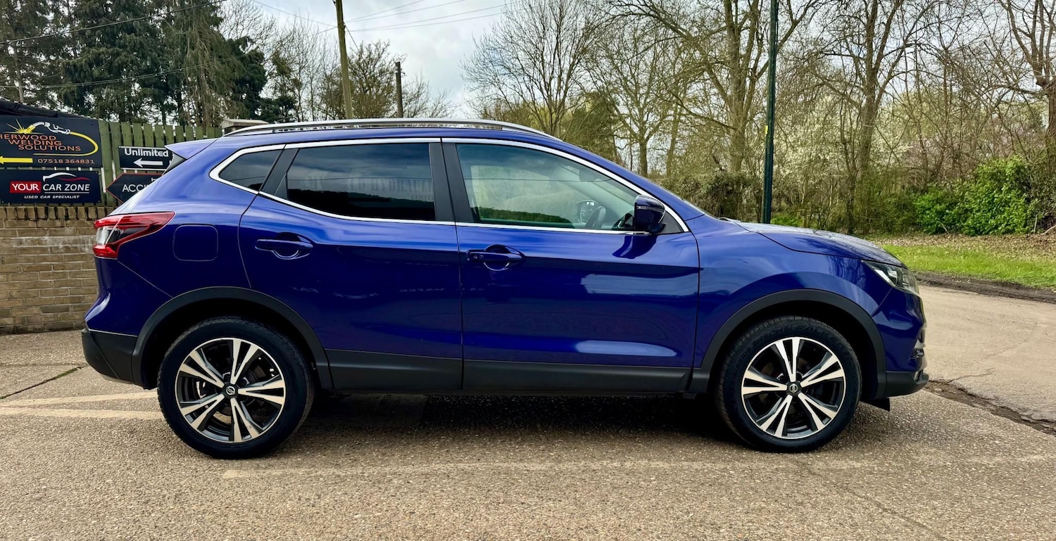 Used Nissan Qashqai 2017 for sale - 77984095: Photo 3