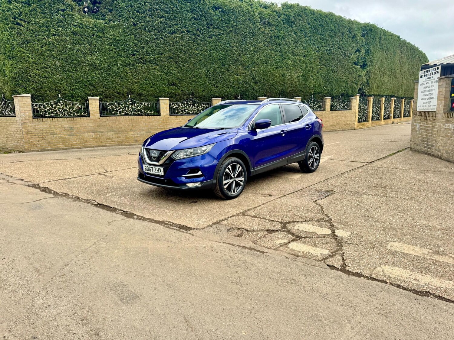 Used Nissan Qashqai 2017 for sale - 77984095: Photo 30