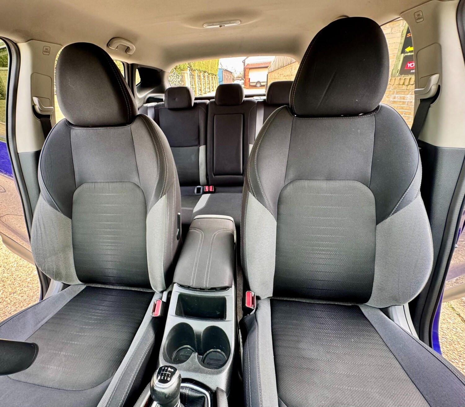 Used Nissan Qashqai 2017 for sale - 77984095: Photo 68