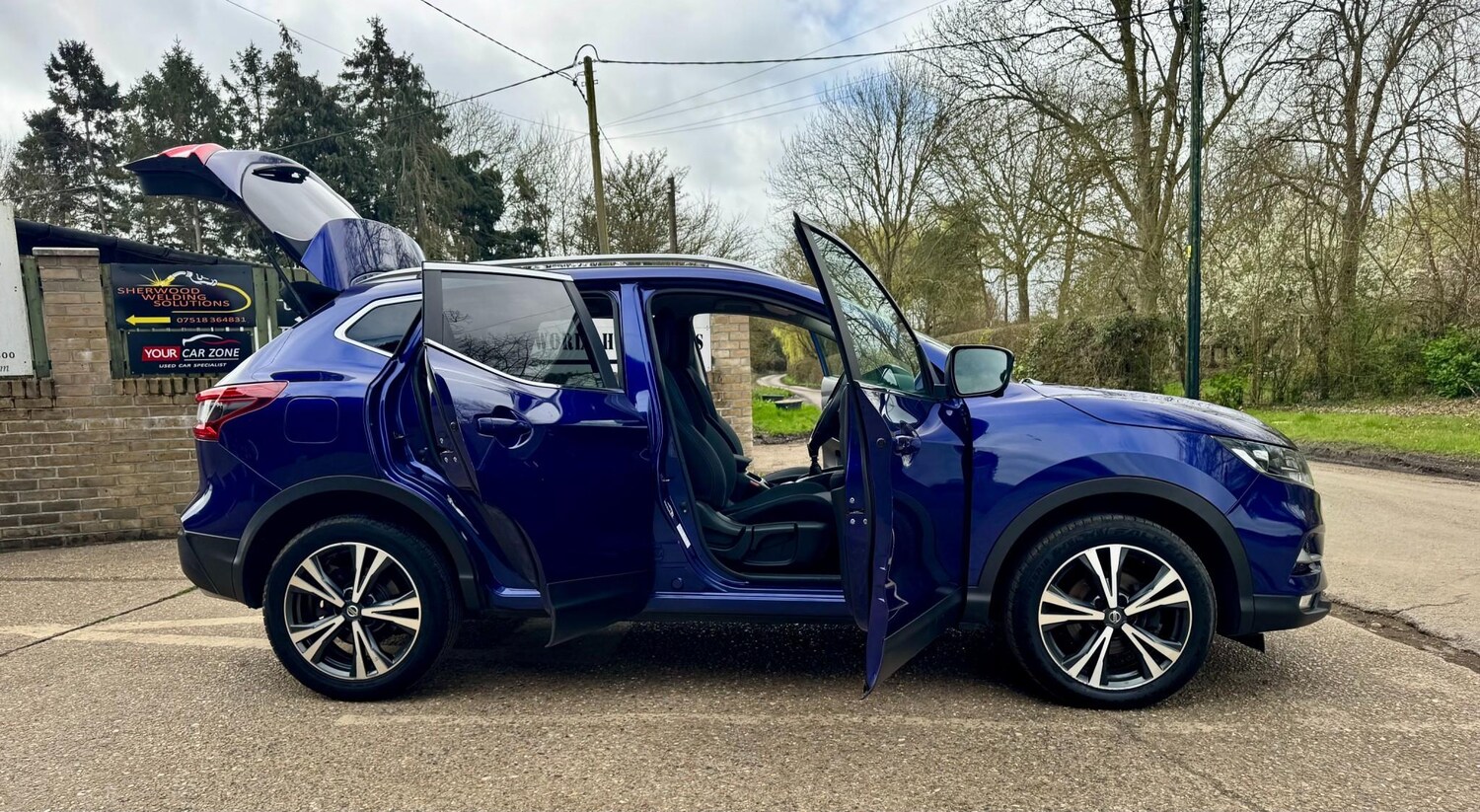 Used Nissan Qashqai 2017 for sale - 77984095: Photo 8