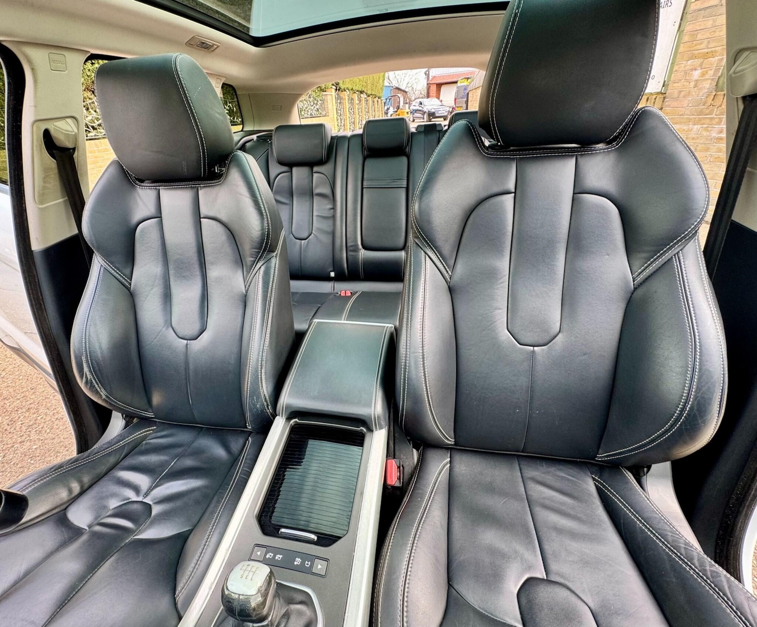 Used Land Rover Range Rover Evoque 2012 for sale - 77925160: Photo 12