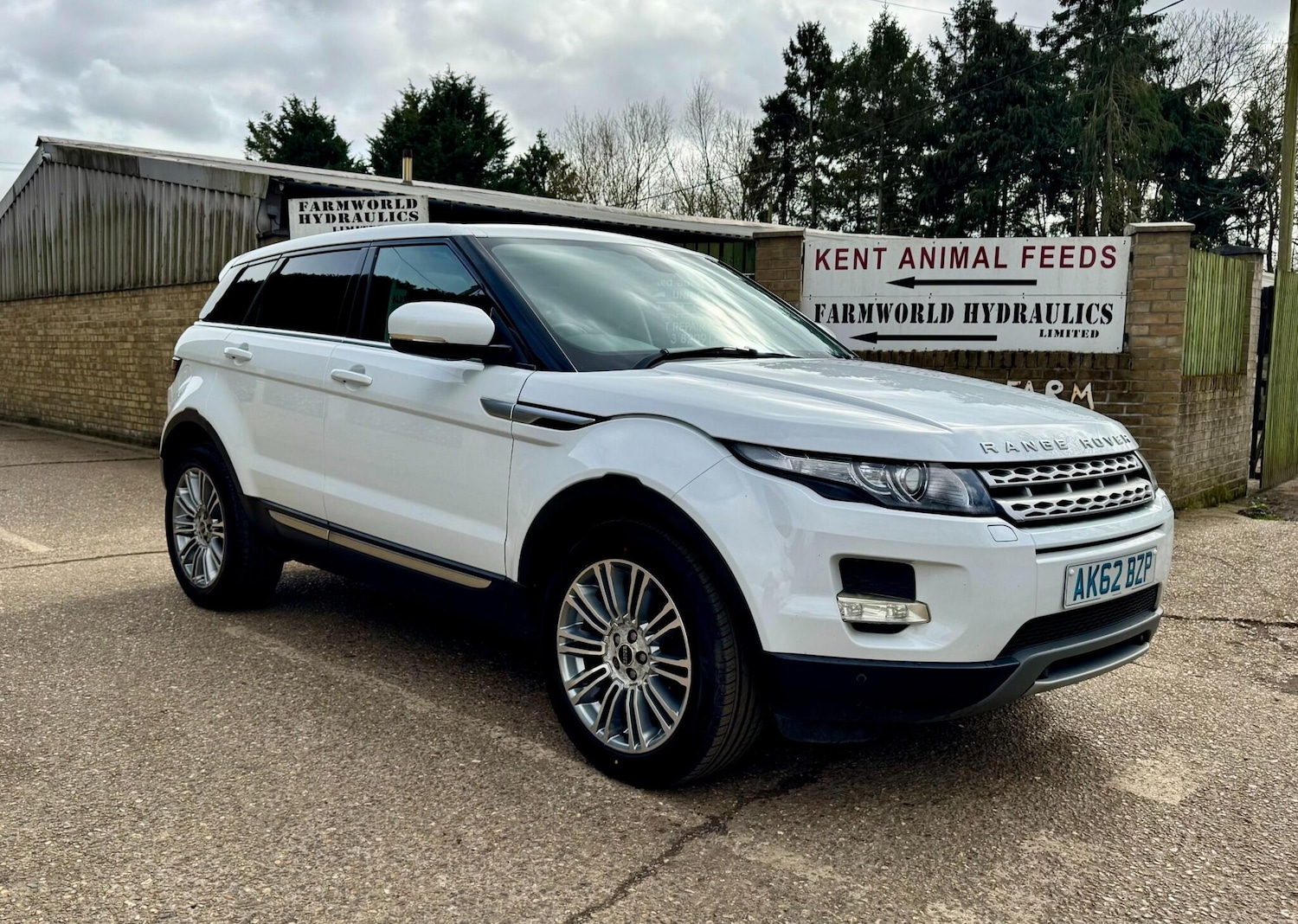 Used Land Rover Range Rover Evoque 2012 for sale - 77925160: Photo 4