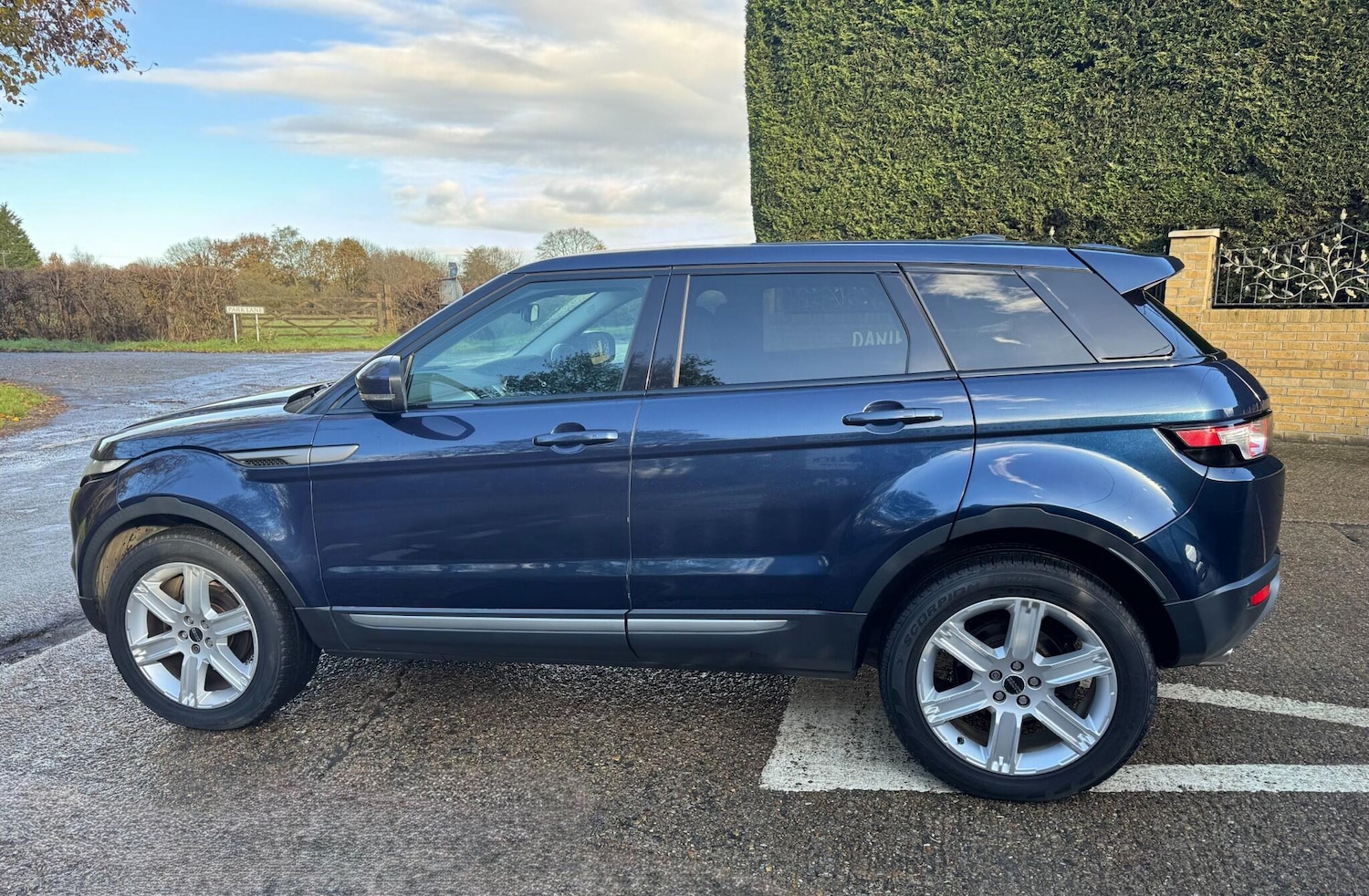 Used Land Rover Range Rover Evoque 2012 for sale - 76728467: Photo 4