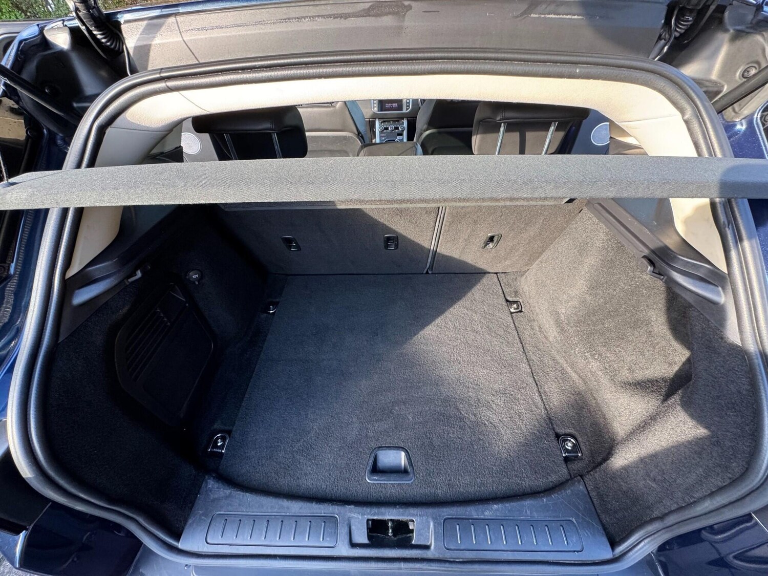 Used Land Rover Range Rover Evoque 2012 for sale - 76728467: Photo 55