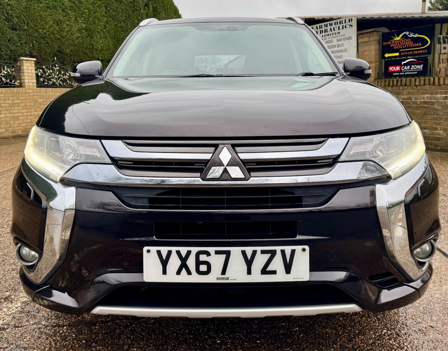Used Mitsubishi Outlander for sale - 77808721: Photo 3