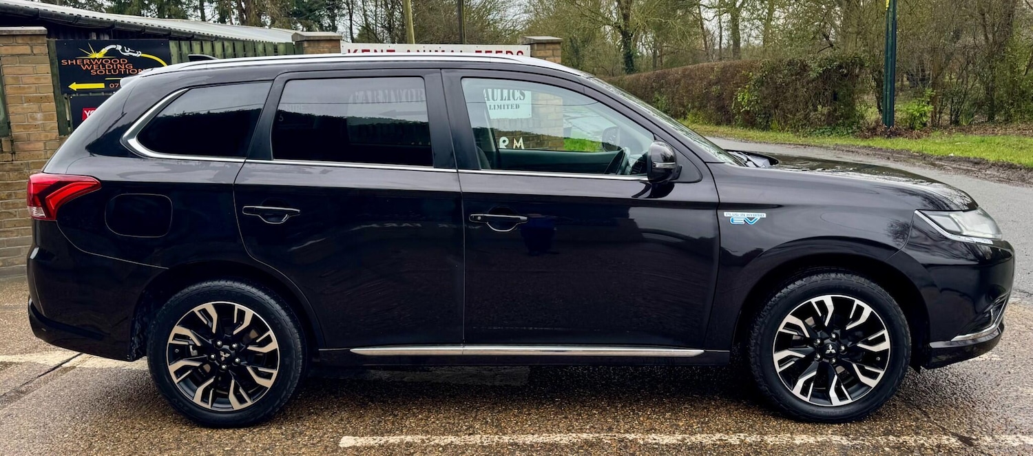 Used Mitsubishi Outlander for sale - 77808721: Photo 31