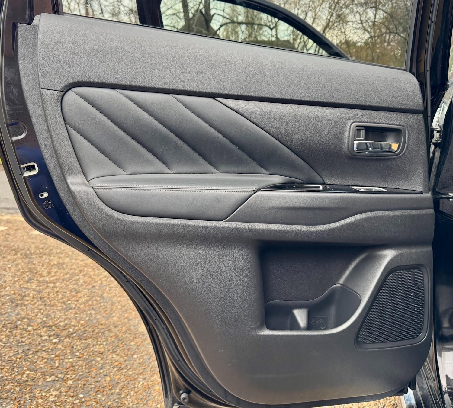 Used Mitsubishi Outlander for sale - 77808721: Photo 36