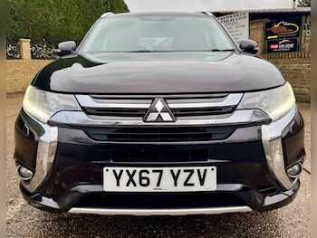 Used Mitsubishi Outlander 2017 for sale - 77808721: Photo