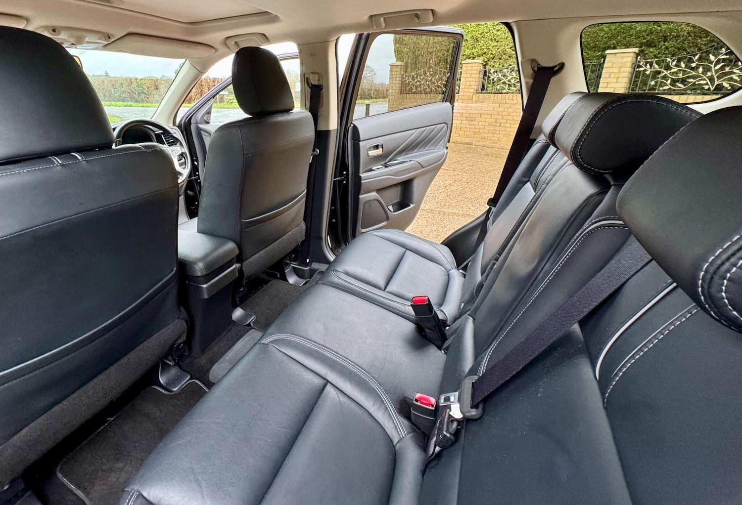 Used Mitsubishi Outlander for sale - 77808721: Photo 59