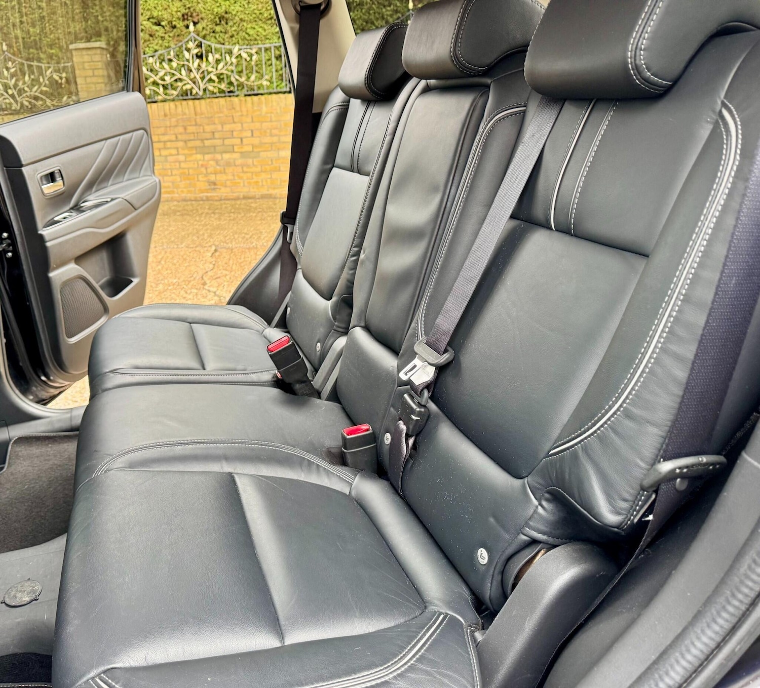 Used Mitsubishi Outlander for sale - 77808721: Photo 65