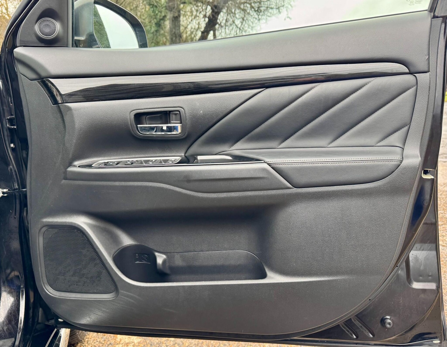 Used Mitsubishi Outlander for sale - 77808721: Photo 89