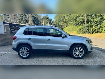 Used Volkswagen Tiguan 2016 for sale - 79449355: Photo