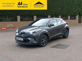 Used Toyota C-HR 2017 for sale - 79685343: Photo