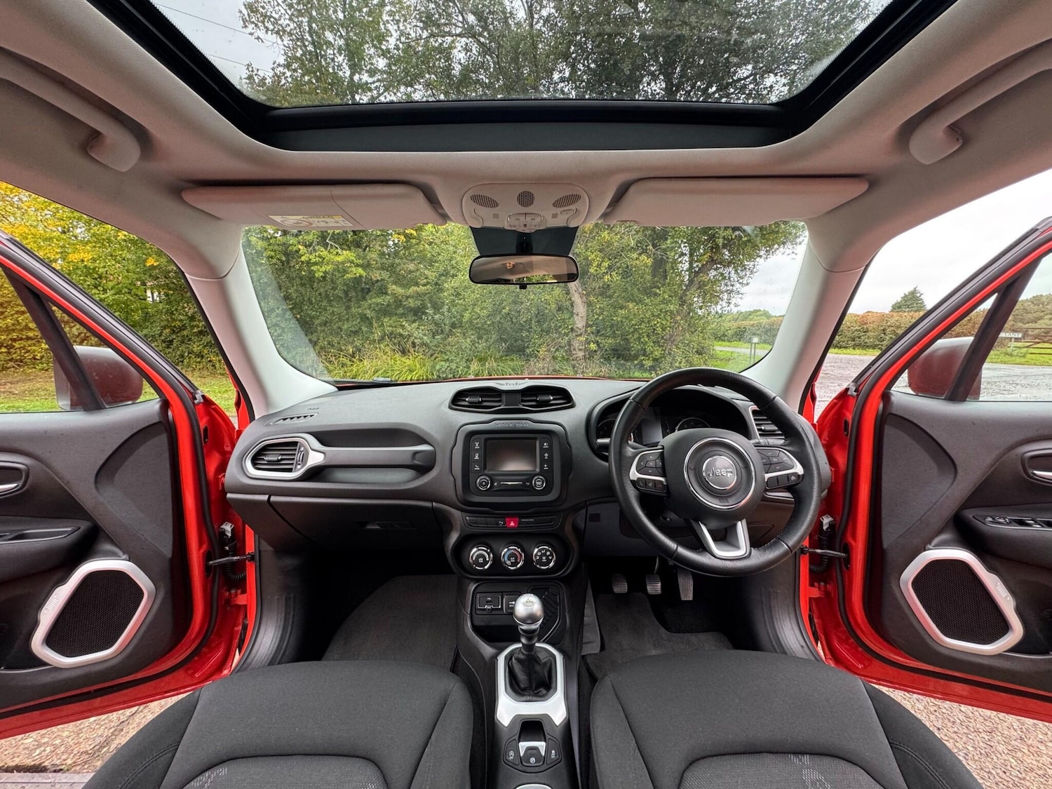 Used Jeep Renegade 2015 for sale - 76151976: Photo 65