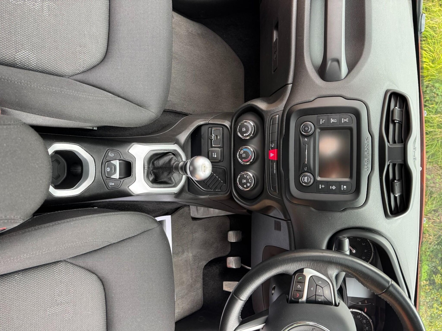 Used Jeep Renegade 2015 for sale - 76151976: Photo 77