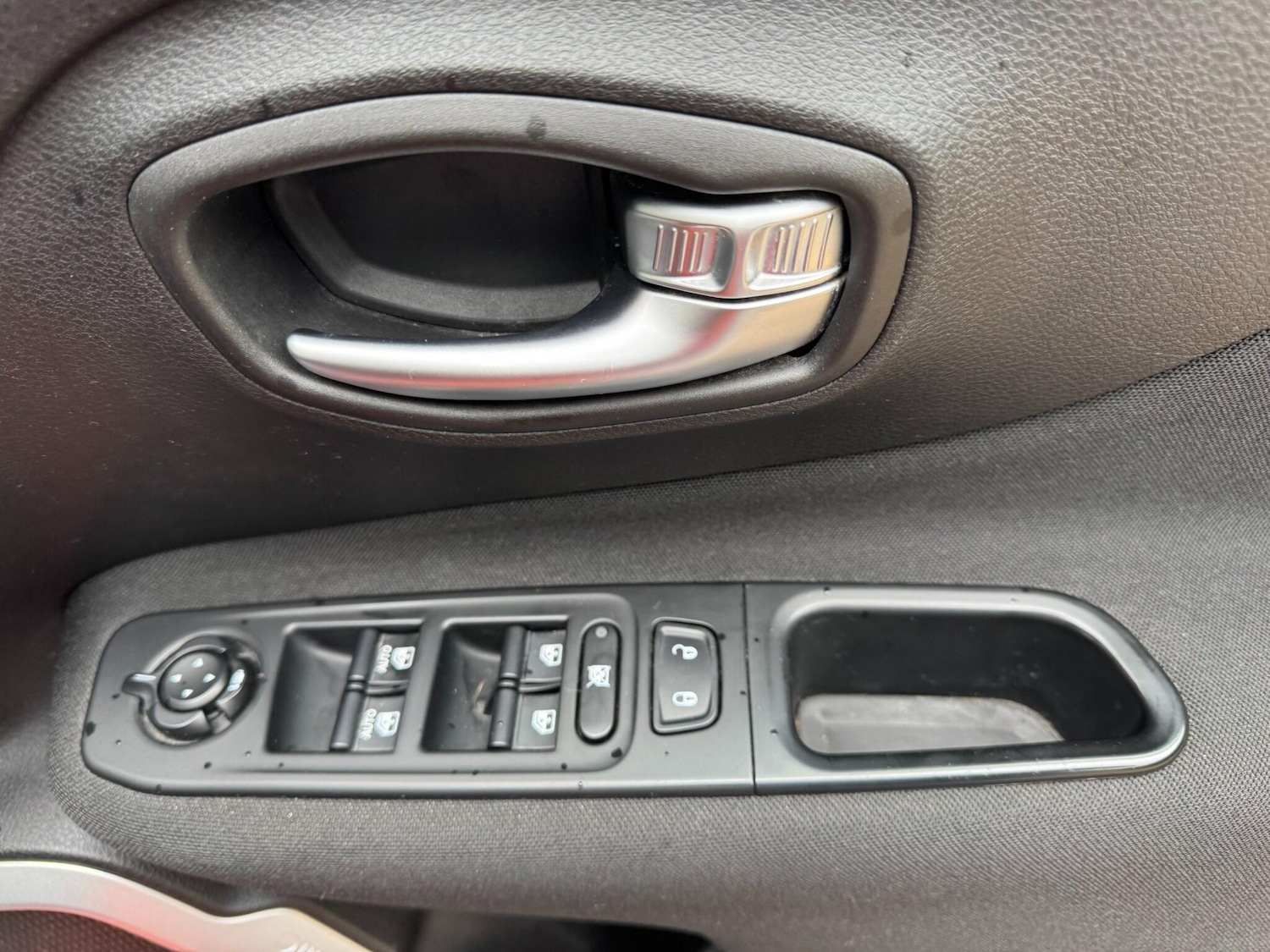 Used Jeep Renegade 2015 for sale - 76151976: Photo 78