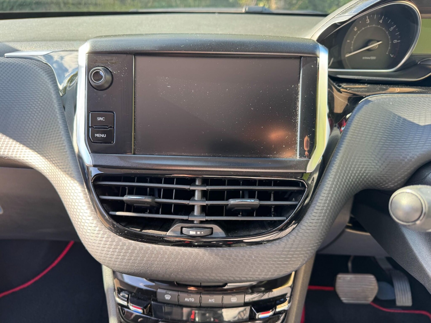 Used Peugeot 2008 2018 for sale - 76989832: Photo 88